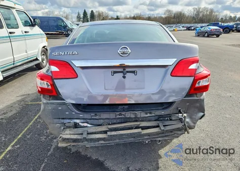 2017 Nissan Sentra S z USA, uszkodzony, nr VIN 3N1AB7AP1HY223574